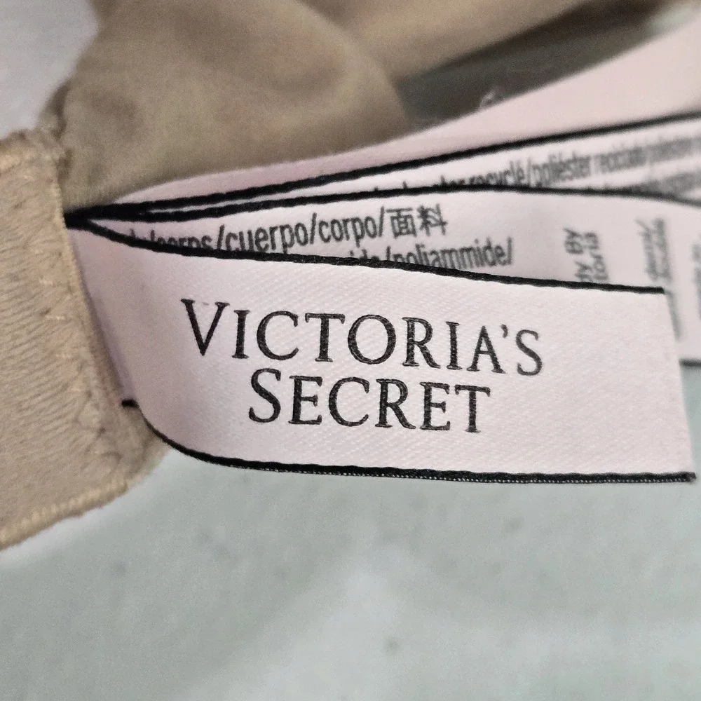 Victoria's Secret Women‎ Bra 32D Beige Body By Lined Demi T Shirt Underwired
